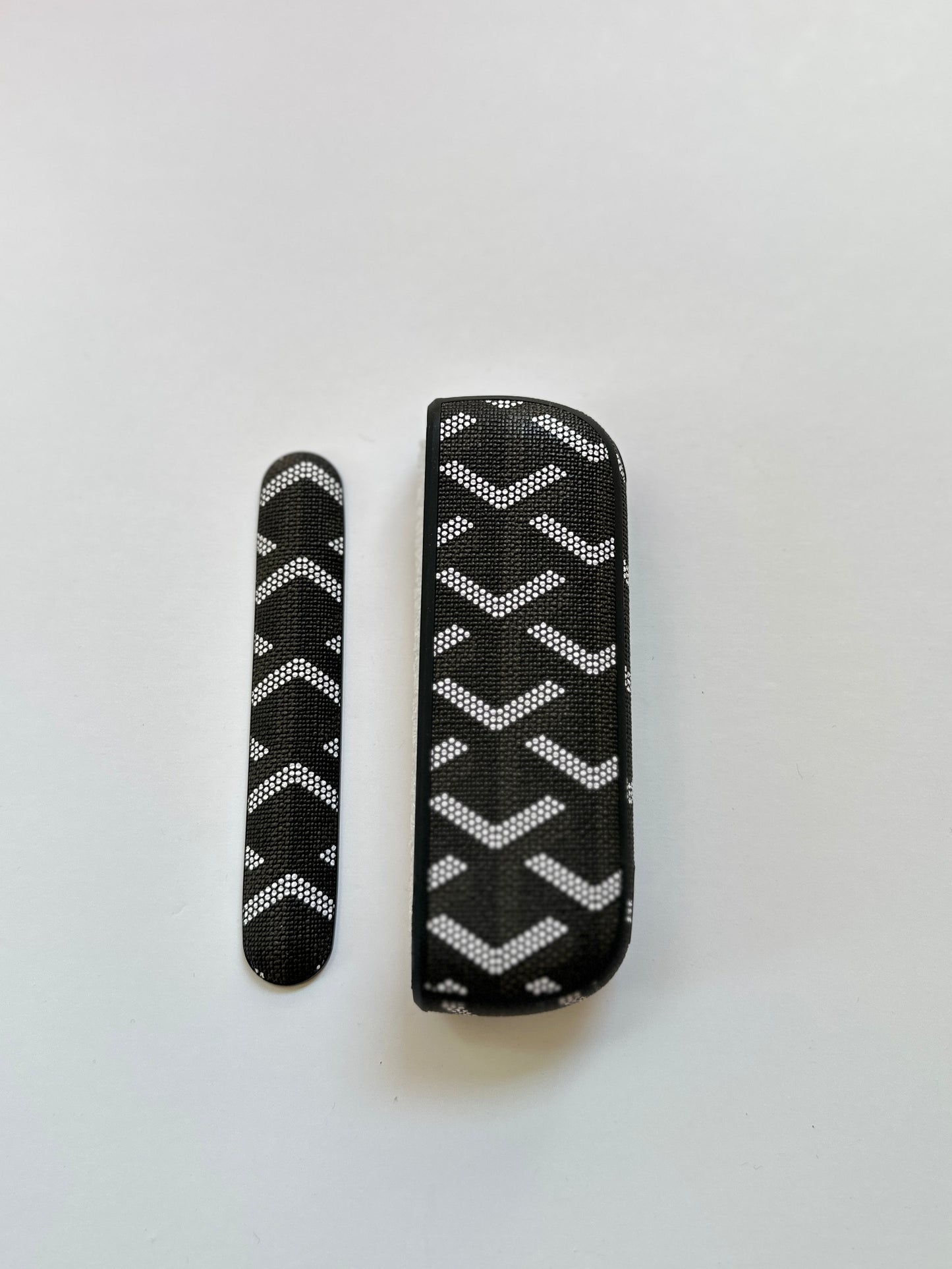 Black Case (not device)